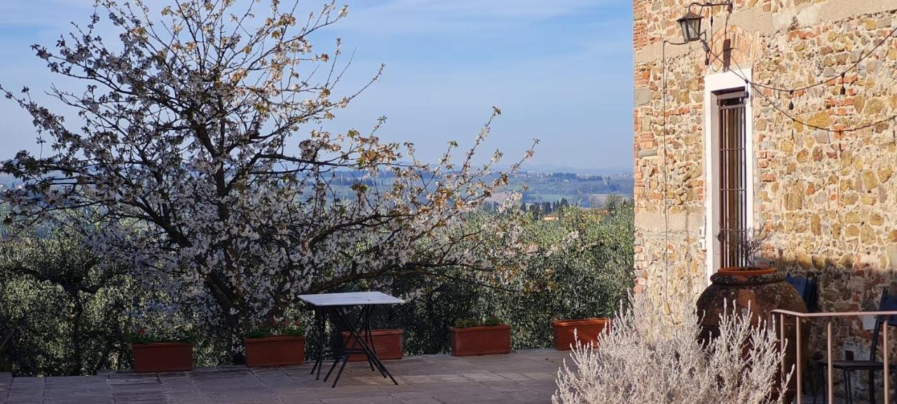 Agriturismo Il Pintello サン・カシャーノ・イン・ヴァル・ディ・ペーザ エクステリア 写真